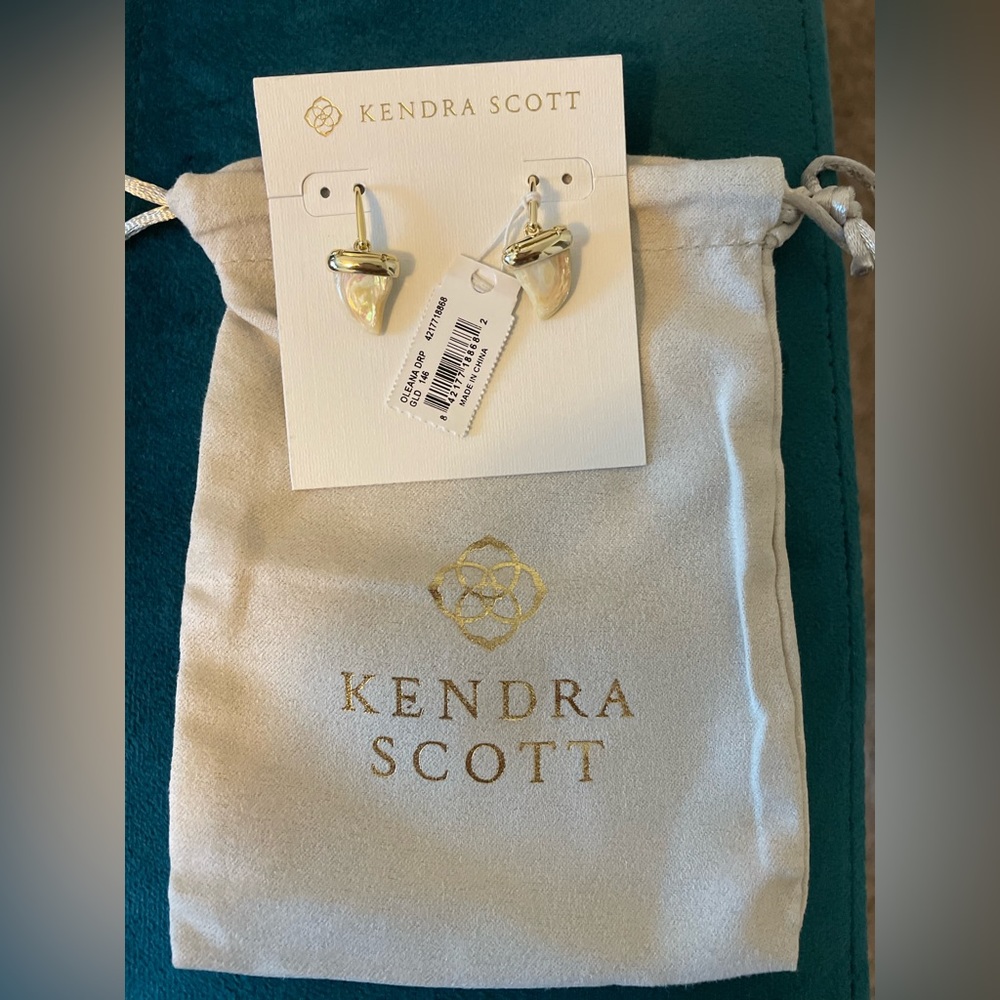 Kendra Scott Oleana Gold Drop Earrings in Iridescent Abalone